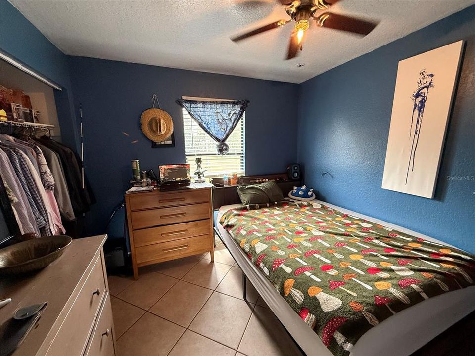 For Sale: $635,000 (6 beds, 4 baths, 2502 Square Feet)