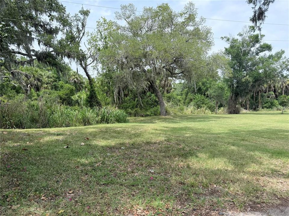 For Sale: $635,000 (6 beds, 4 baths, 2502 Square Feet)