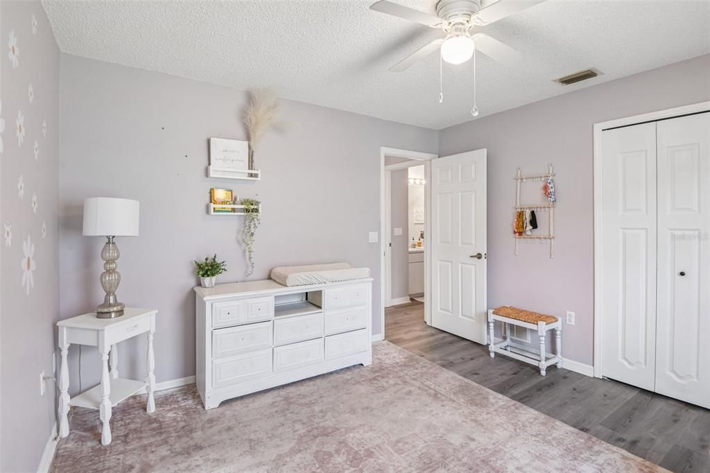 For Sale: $385,000 (3 beds, 2 baths, 1822 Square Feet)