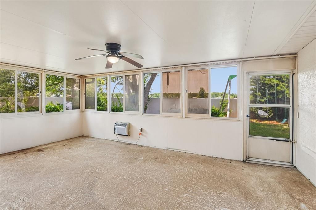 For Sale: $385,000 (3 beds, 2 baths, 1822 Square Feet)