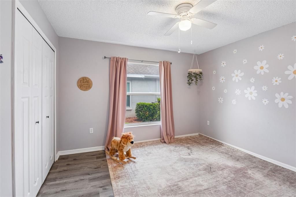 For Sale: $385,000 (3 beds, 2 baths, 1822 Square Feet)