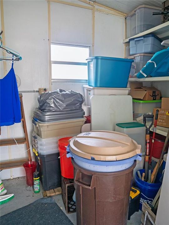 Active With Contract: $128,500 (2 beds, 2 baths, 1035 Square Feet)