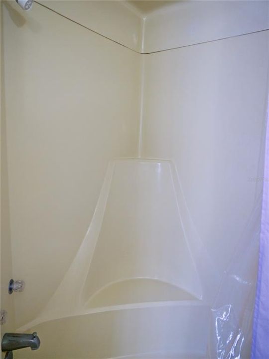 Active With Contract: $128,500 (2 beds, 2 baths, 1035 Square Feet)