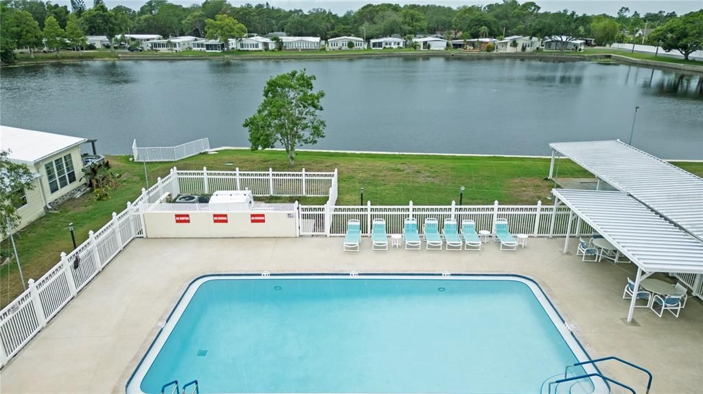 Active With Contract: $128,500 (2 beds, 2 baths, 1035 Square Feet)