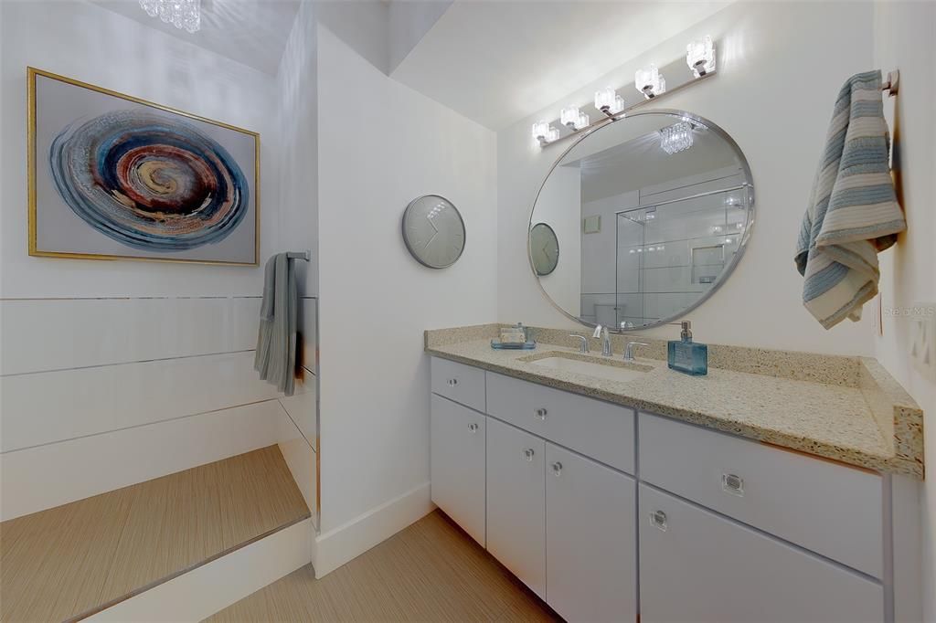 For Sale: $1,399,900 (2 beds, 2 baths, 1844 Square Feet)