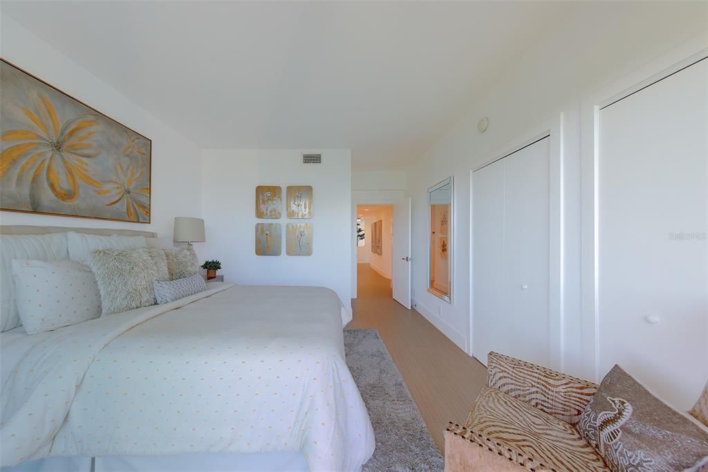 For Sale: $1,399,900 (2 beds, 2 baths, 1844 Square Feet)