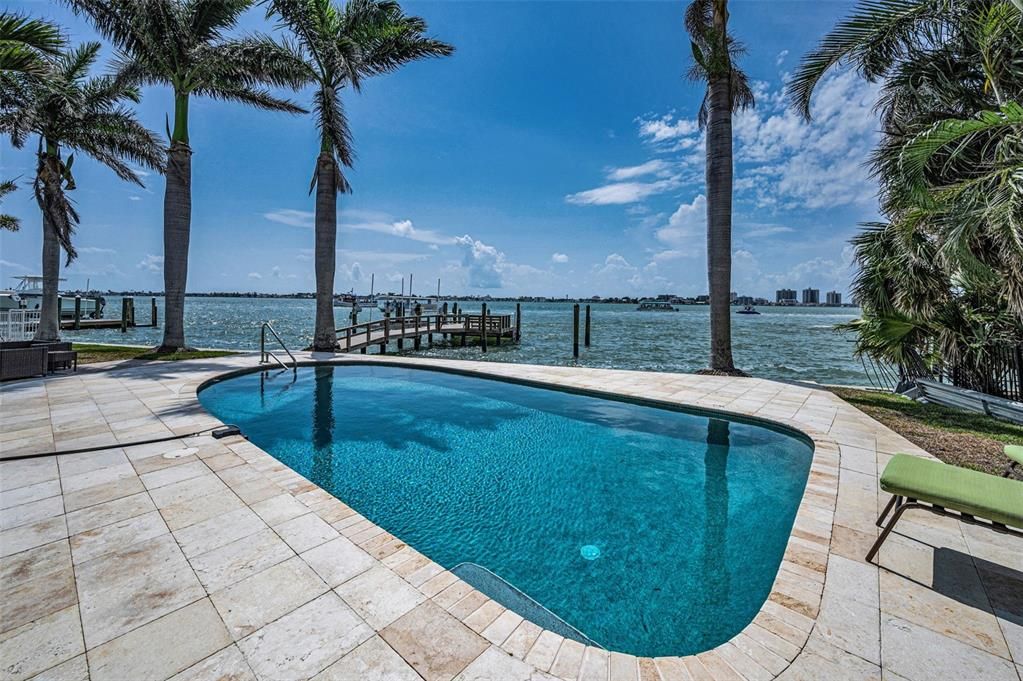For Rent: $6,200 (2 beds, 2 baths, 1293 Square Feet)
