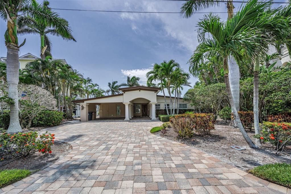 For Rent: $6,200 (2 beds, 2 baths, 1293 Square Feet)
