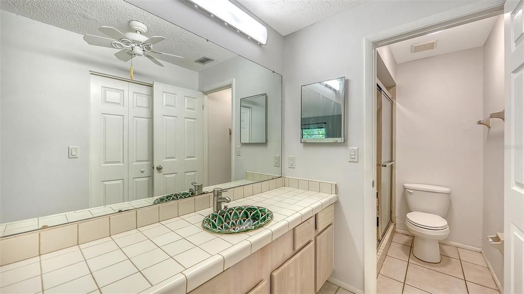 For Rent: $2,170 (3 beds, 2 baths, 1420 Square Feet)
