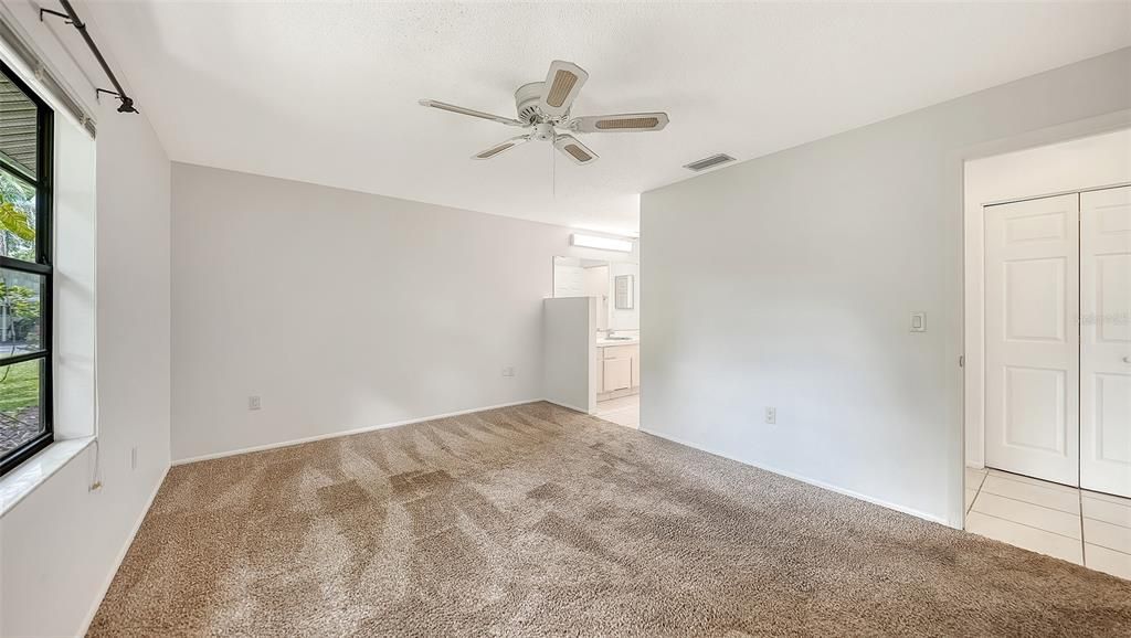For Rent: $2,170 (3 beds, 2 baths, 1420 Square Feet)