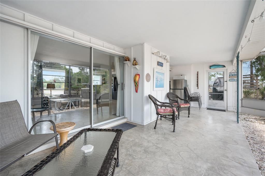 Activo con contrato: $269,000 (3 camas, 2 baños, 1412 Pies cuadrados)