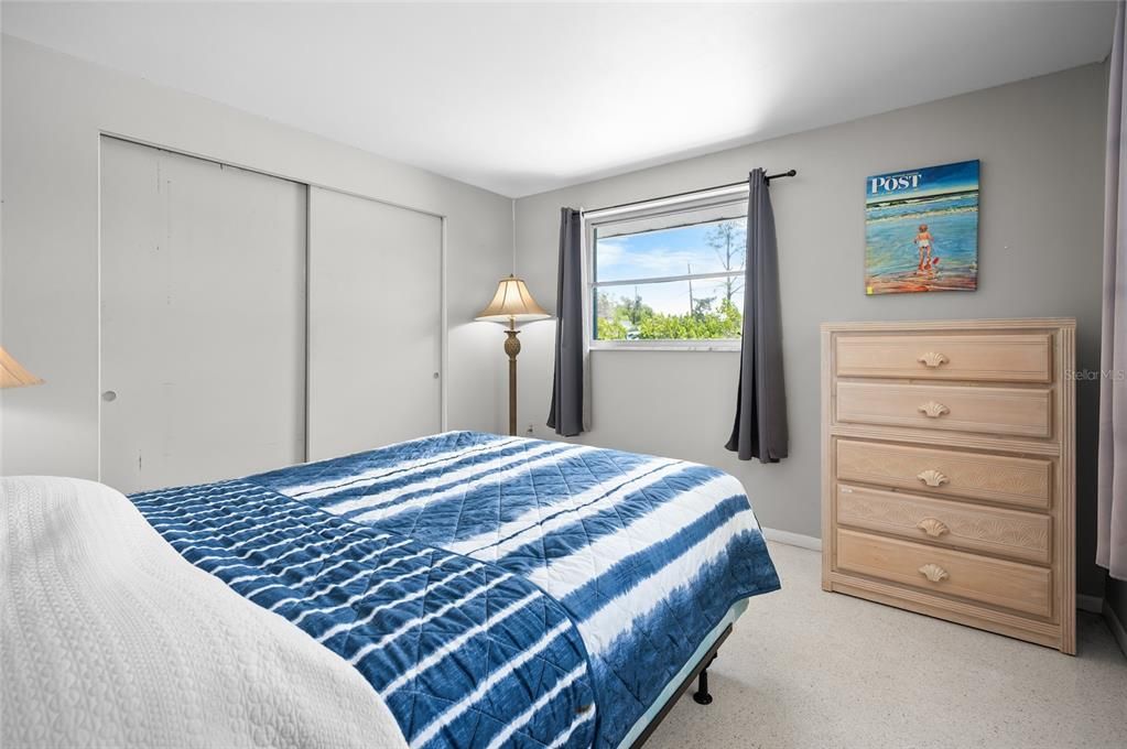 Activo con contrato: $269,000 (3 camas, 2 baños, 1412 Pies cuadrados)