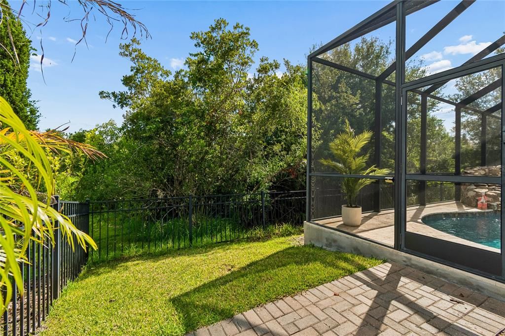 For Sale: $939,900 (6 beds, 5 baths, 4094 Square Feet)