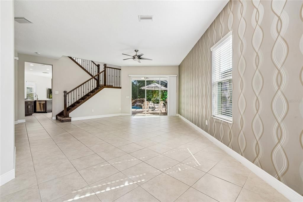 For Sale: $939,900 (6 beds, 5 baths, 4094 Square Feet)
