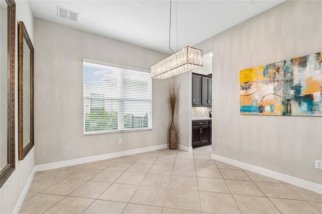 For Sale: $939,900 (6 beds, 5 baths, 4094 Square Feet)