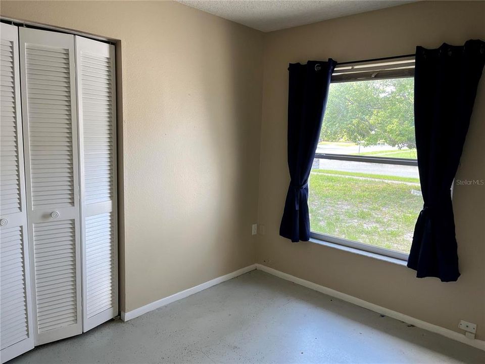 For Sale: $247,900 (3 beds, 2 baths, 1051 Square Feet)