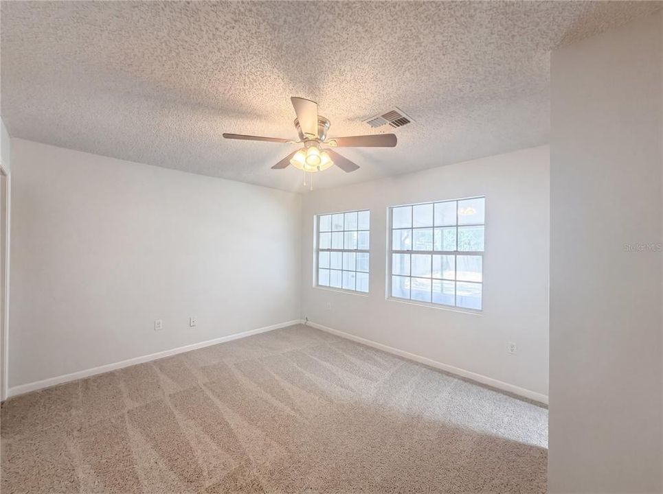 For Sale: $250,000 (3 beds, 2 baths, 1488 Square Feet)
