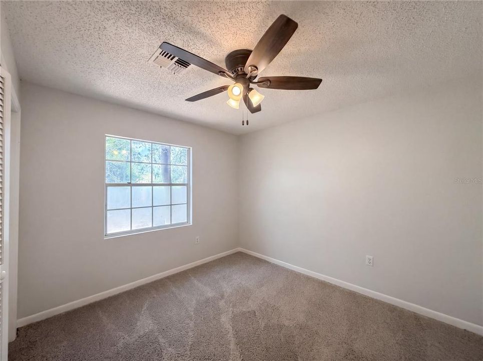 For Sale: $250,000 (3 beds, 2 baths, 1488 Square Feet)