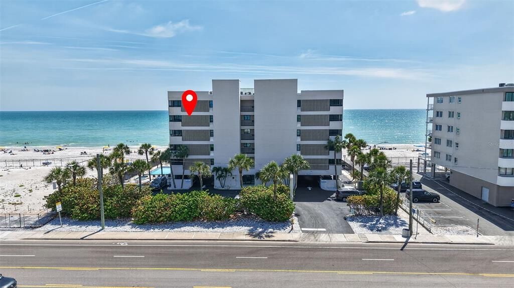 Active With Contract: $895,000 (2 beds, 2 baths, 1465 Square Feet)