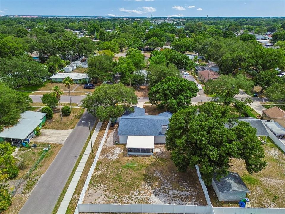 Activo con contrato: $629,000 (3 camas, 2 baños, 1772 Pies cuadrados)