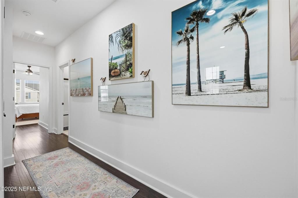 For Sale: $350,000 (3 beds, 2 baths, 1396 Square Feet)
