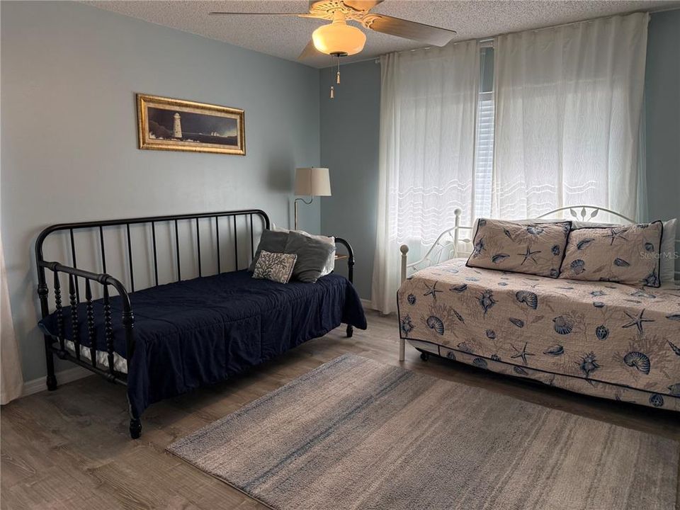 Active With Contract: $495,000 (2 beds, 2 baths, 1248 Square Feet)