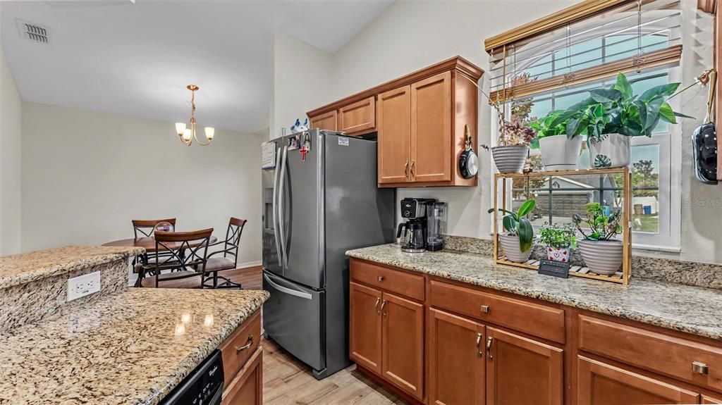 Active With Contract: $375,000 (3 beds, 2 baths, 1527 Square Feet)