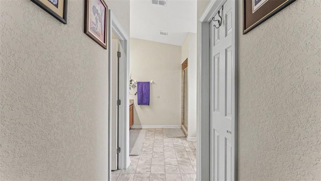 Active With Contract: $375,000 (3 beds, 2 baths, 1527 Square Feet)