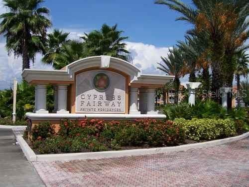 For Sale: $160,000 (1 beds, 1 baths, 734 Square Feet)