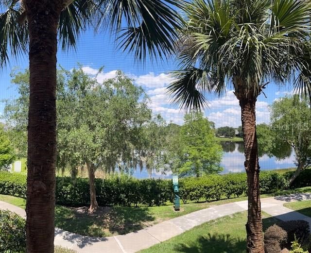 For Sale: $160,000 (1 beds, 1 baths, 734 Square Feet)