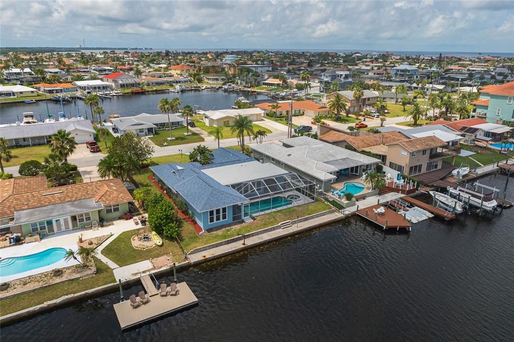 En Venta: $1,175,000 (4 camas, 3 baños, 2326 Pies cuadrados)