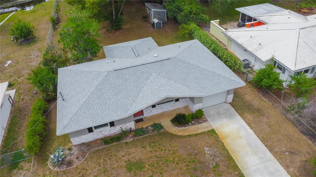 For Sale: $245,000 (2 beds, 1 baths, 932 Square Feet)