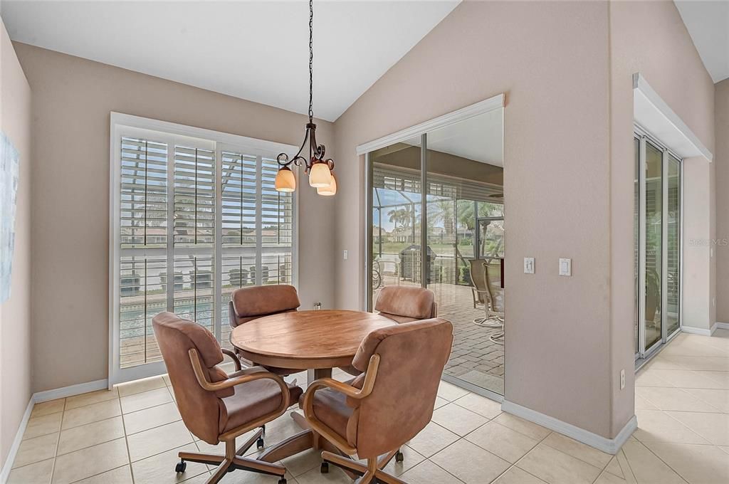 Activo con contrato: $609,000 (3 camas, 2 baños, 2522 Pies cuadrados)