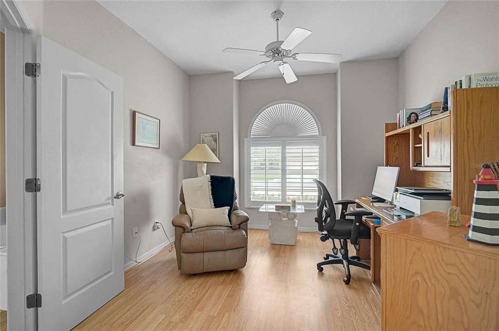 Activo con contrato: $609,000 (3 camas, 2 baños, 2522 Pies cuadrados)