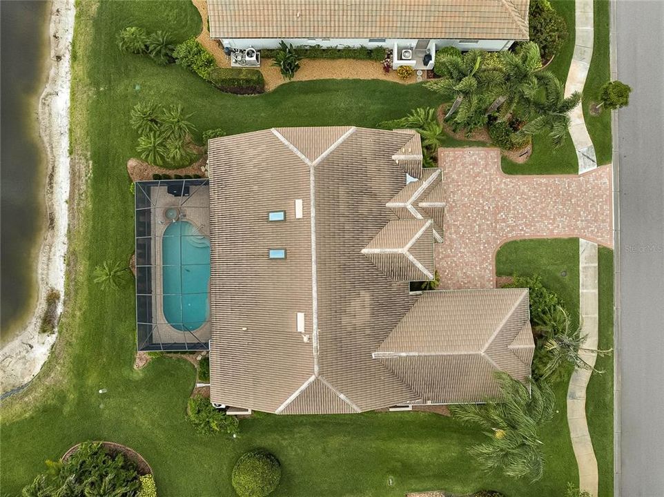 Activo con contrato: $609,000 (3 camas, 2 baños, 2522 Pies cuadrados)