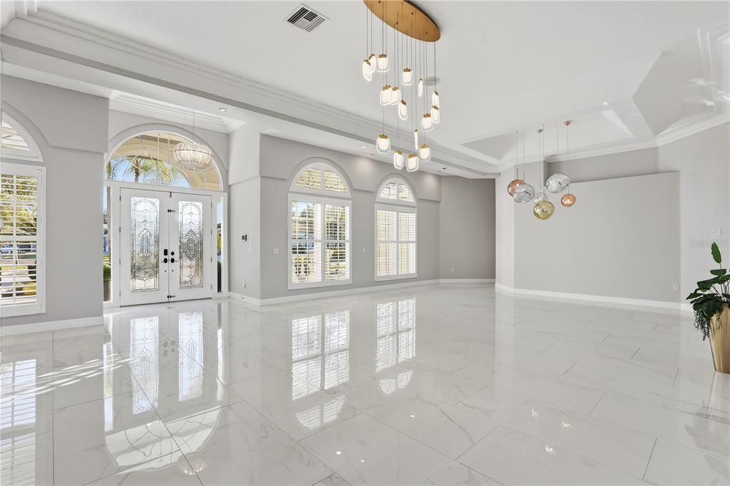 For Sale: $1,650,000 (6 beds, 3 baths, 5782 Square Feet)