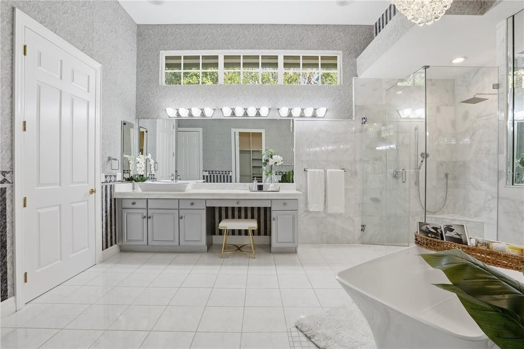 For Sale: $1,650,000 (6 beds, 3 baths, 5782 Square Feet)