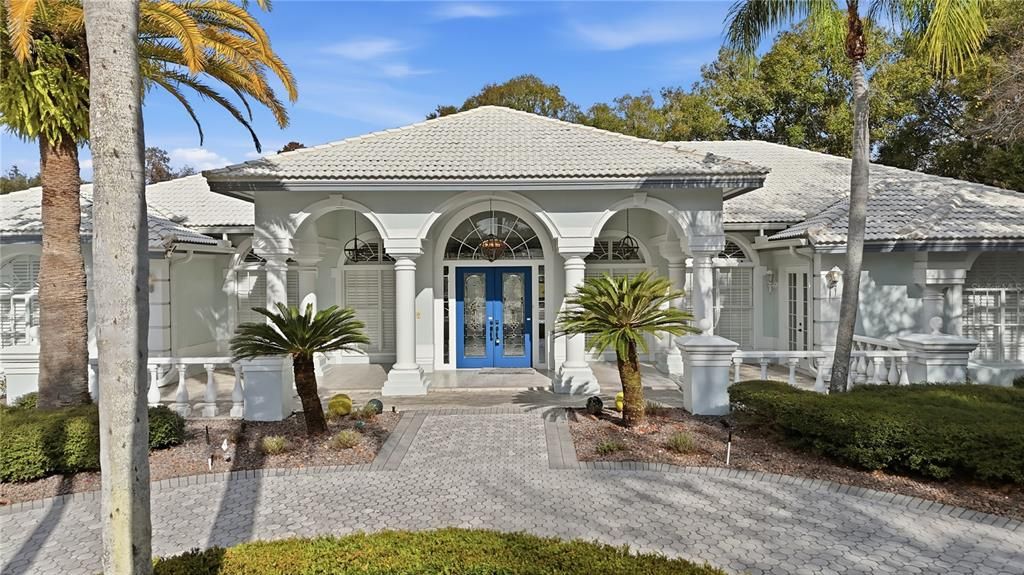 For Sale: $1,650,000 (6 beds, 3 baths, 5782 Square Feet)