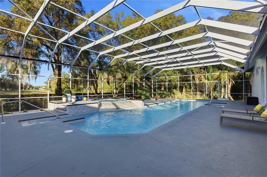 For Sale: $1,650,000 (6 beds, 3 baths, 5782 Square Feet)