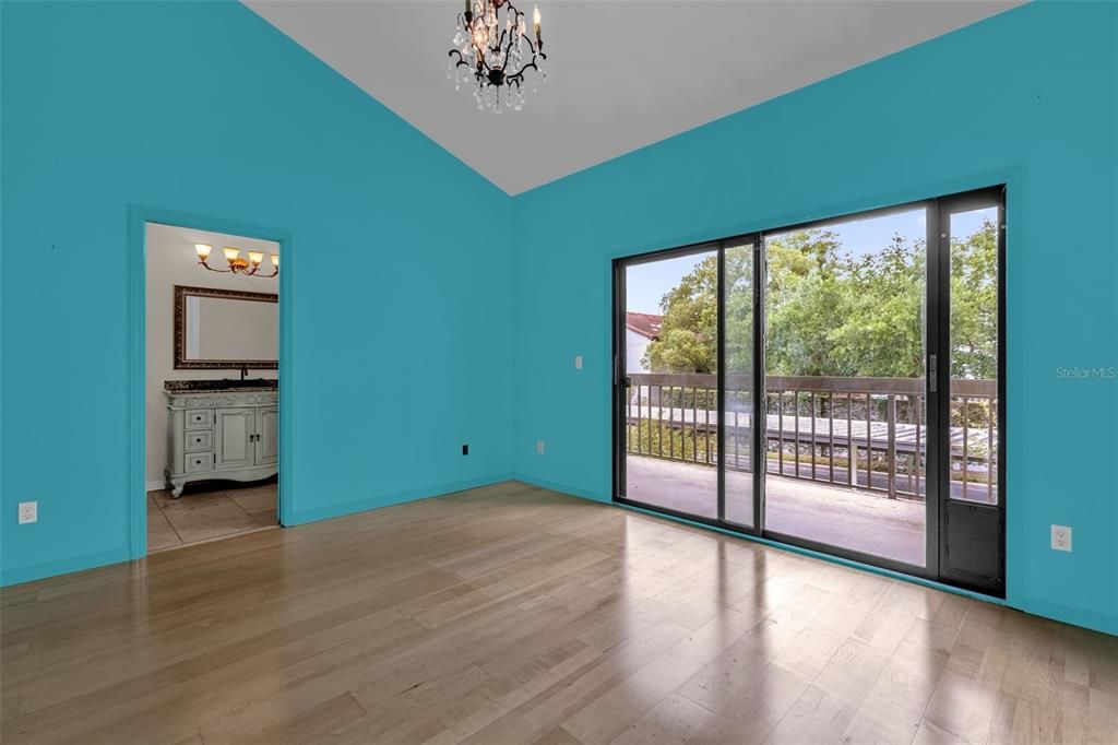 For Sale: $395,000 (2 beds, 2 baths, 1428 Square Feet)