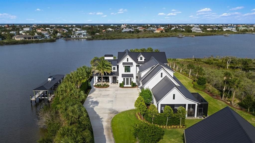 For Sale: $5,500,000 (5 beds, 6 baths, 6201 Square Feet)
