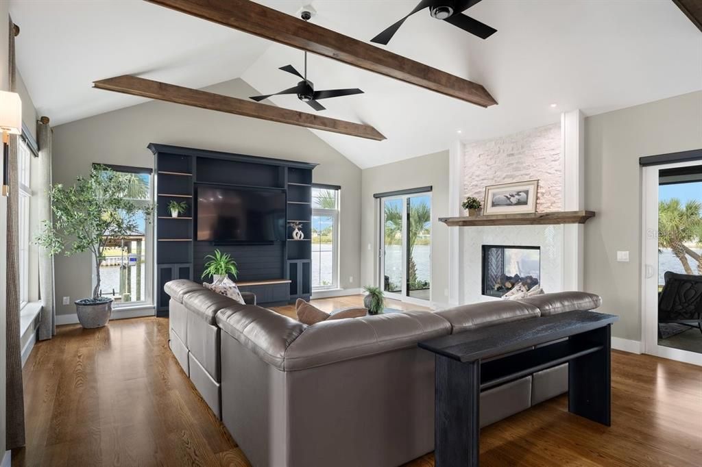 For Sale: $5,500,000 (5 beds, 6 baths, 6201 Square Feet)