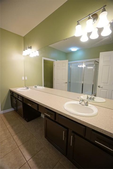 For Sale: $220,000 (3 beds, 2 baths, 1771 Square Feet)