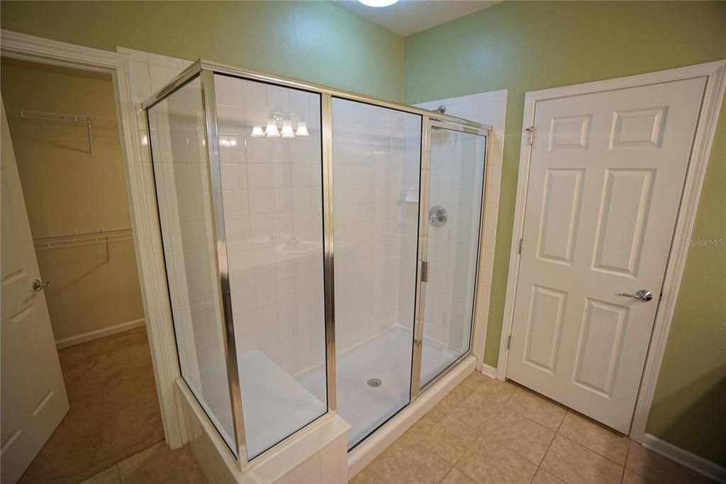 For Sale: $220,000 (3 beds, 2 baths, 1771 Square Feet)