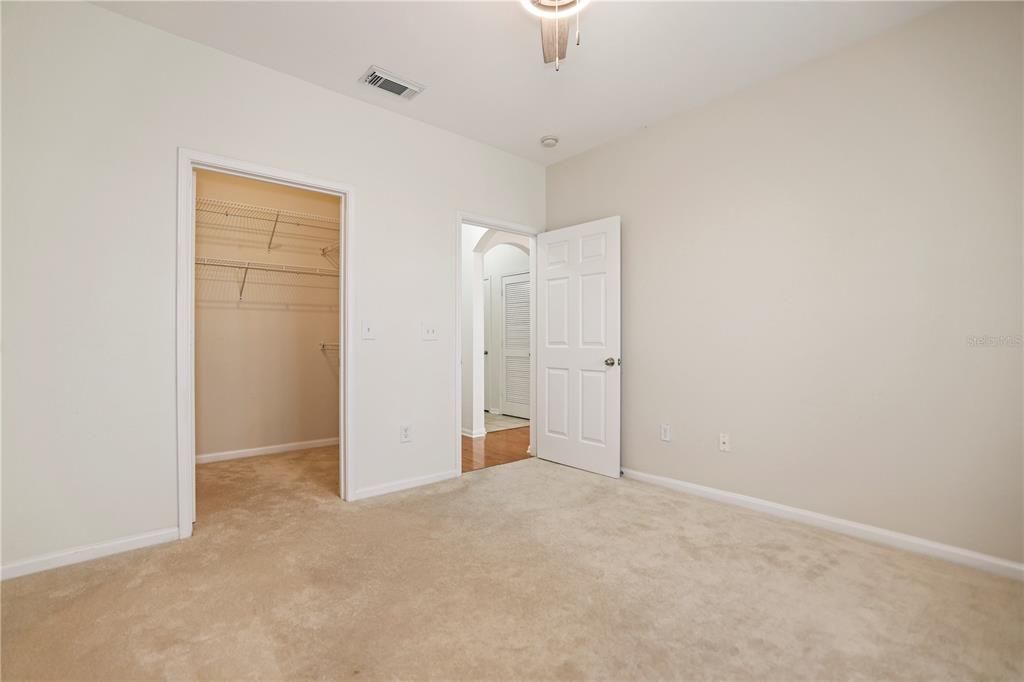 В аренду: $2,050 (2 спален, 2 ванн, 1010 Квадратных фут)