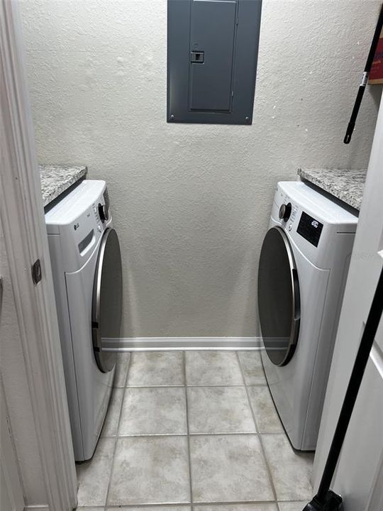 В аренду: $2,050 (2 спален, 2 ванн, 1010 Квадратных фут)