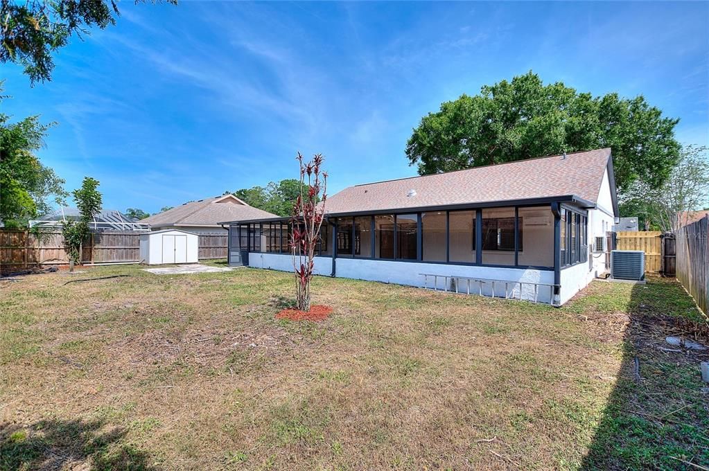 Activo con contrato: $449,000 (3 camas, 2 baños, 1433 Pies cuadrados)