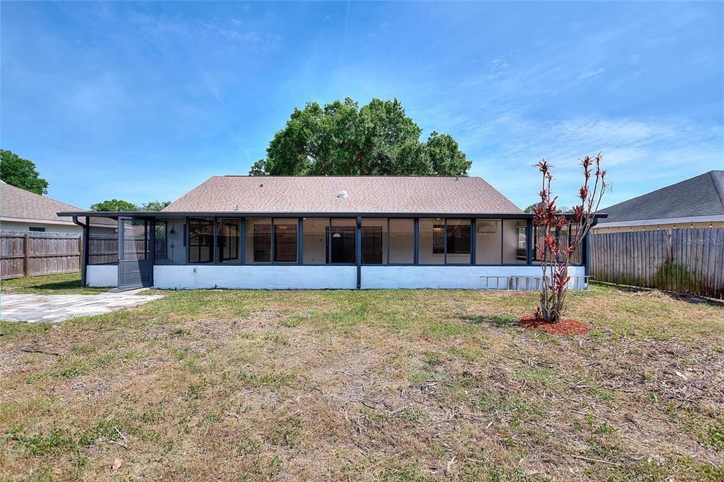 Activo con contrato: $449,000 (3 camas, 2 baños, 1433 Pies cuadrados)