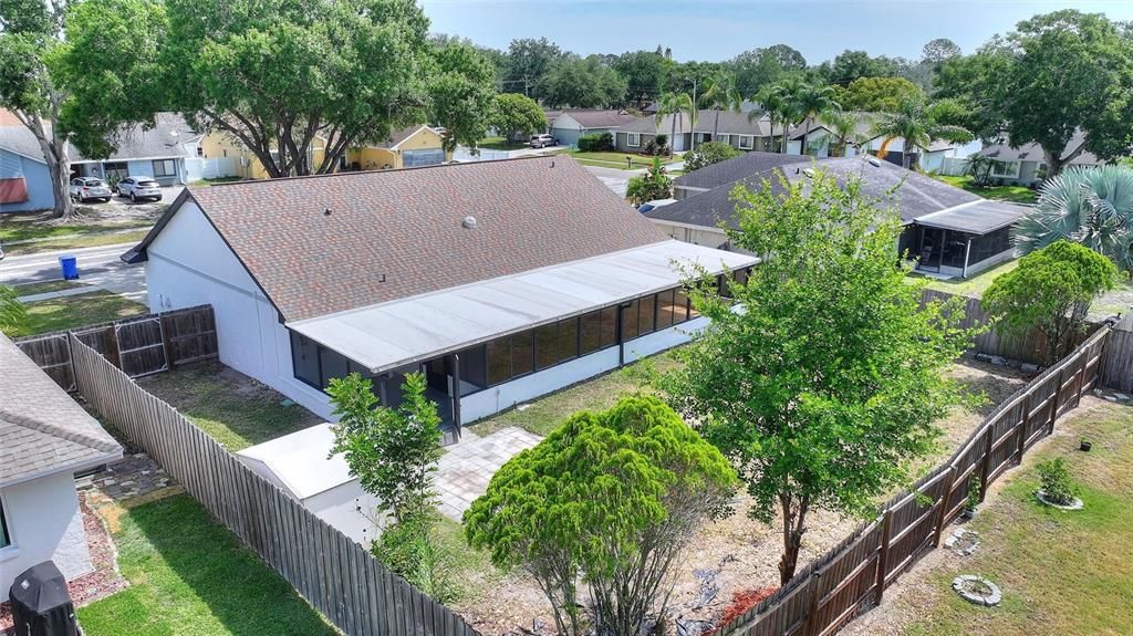 Activo con contrato: $449,000 (3 camas, 2 baños, 1433 Pies cuadrados)