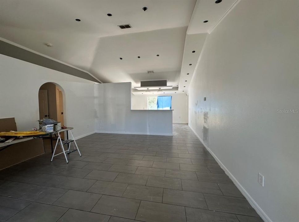 For Sale: $199,990 (3 beds, 2 baths, 1330 Square Feet)